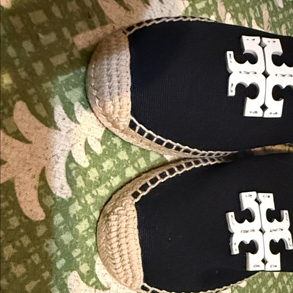 Tory Burch Black and Ivory Espadrilles - Picture 5 of 14